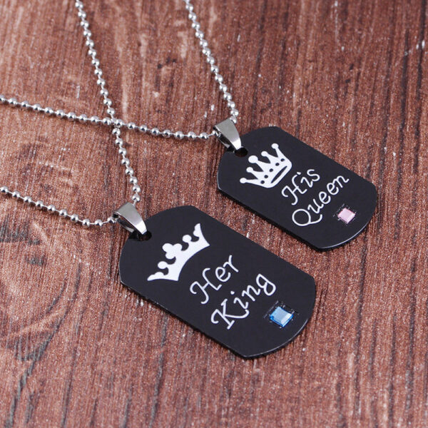 Metal Pendant Necklace